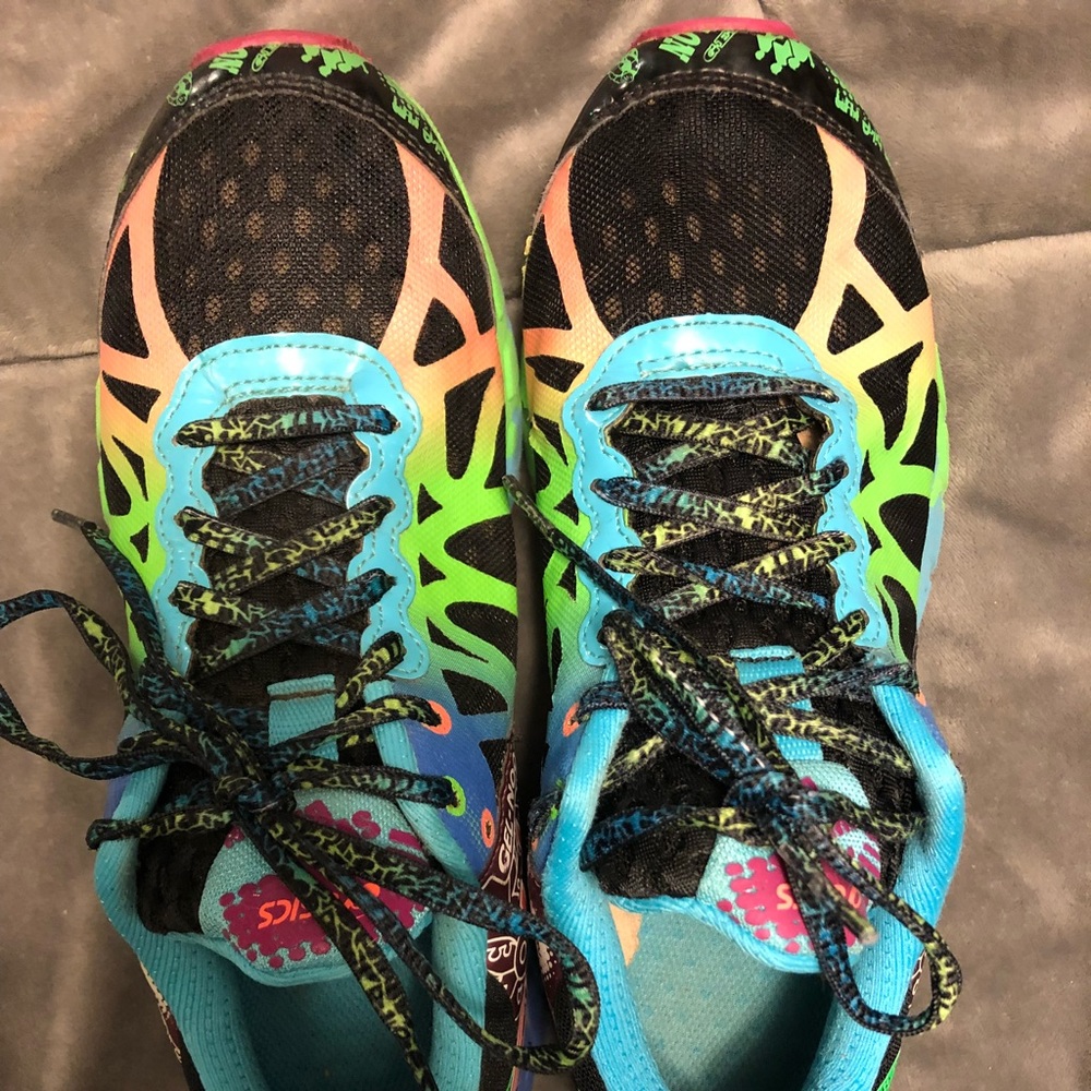 WOMEN’S ASICS GEL NOOSAS - Picture 2 of 5